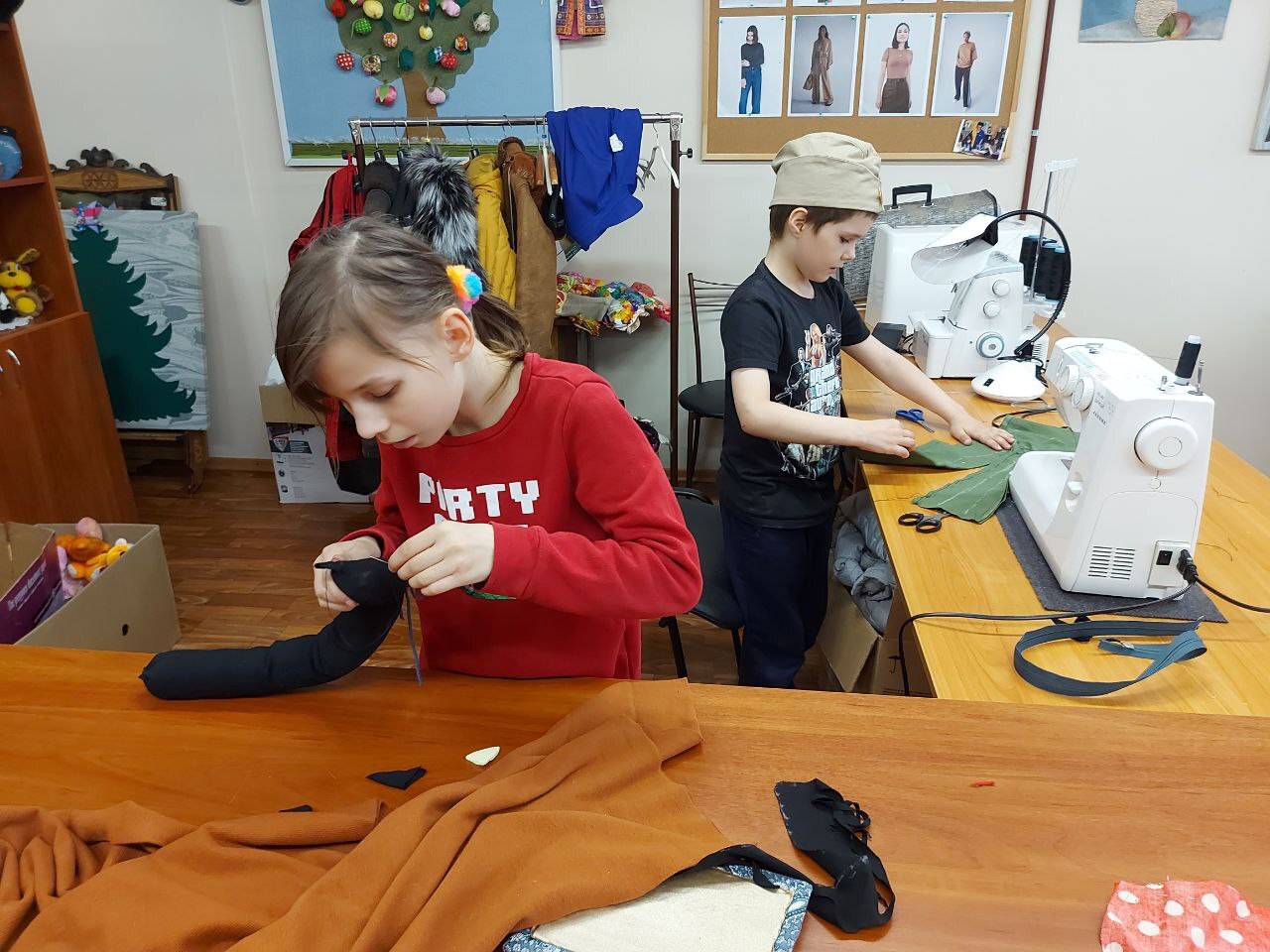 "Умелая иголочка” ко Дню Победы.