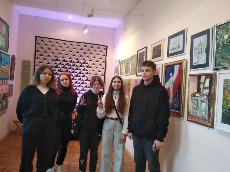 20-летиt создания студии живописи и дпт "Artista",  ДК Нева п. Понтонный под руководством Улановой О.Р.