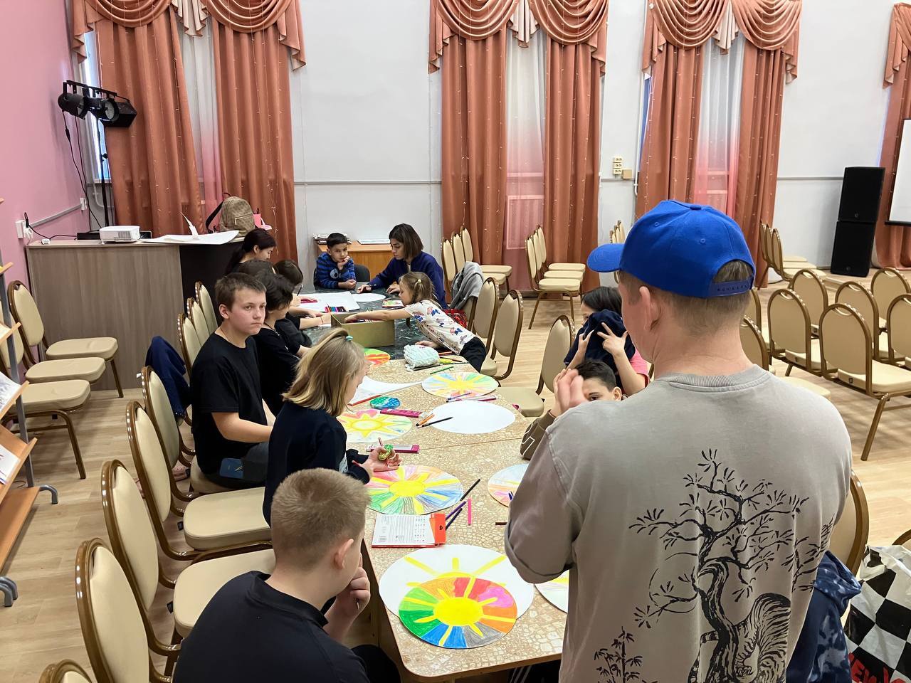  В «Никольский ресурсный центр» снова приехали наши замечательные друзья — Александр и Карина! 