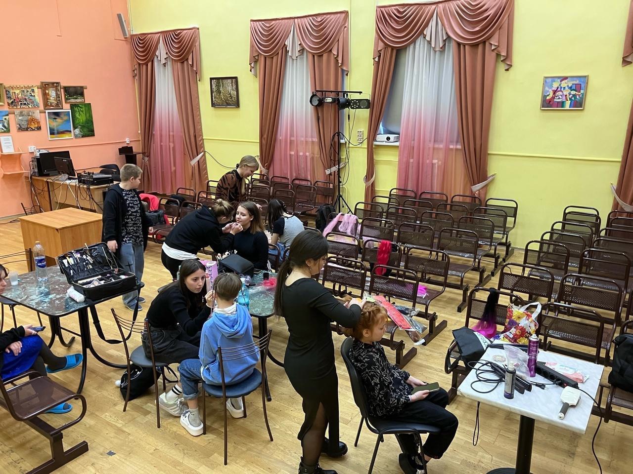 28 октября к нам приехала большая команда от БФ "Помощь детям"