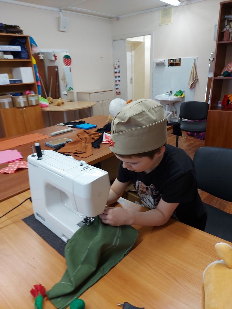 "Умелая иголочка” ко Дню Победы.