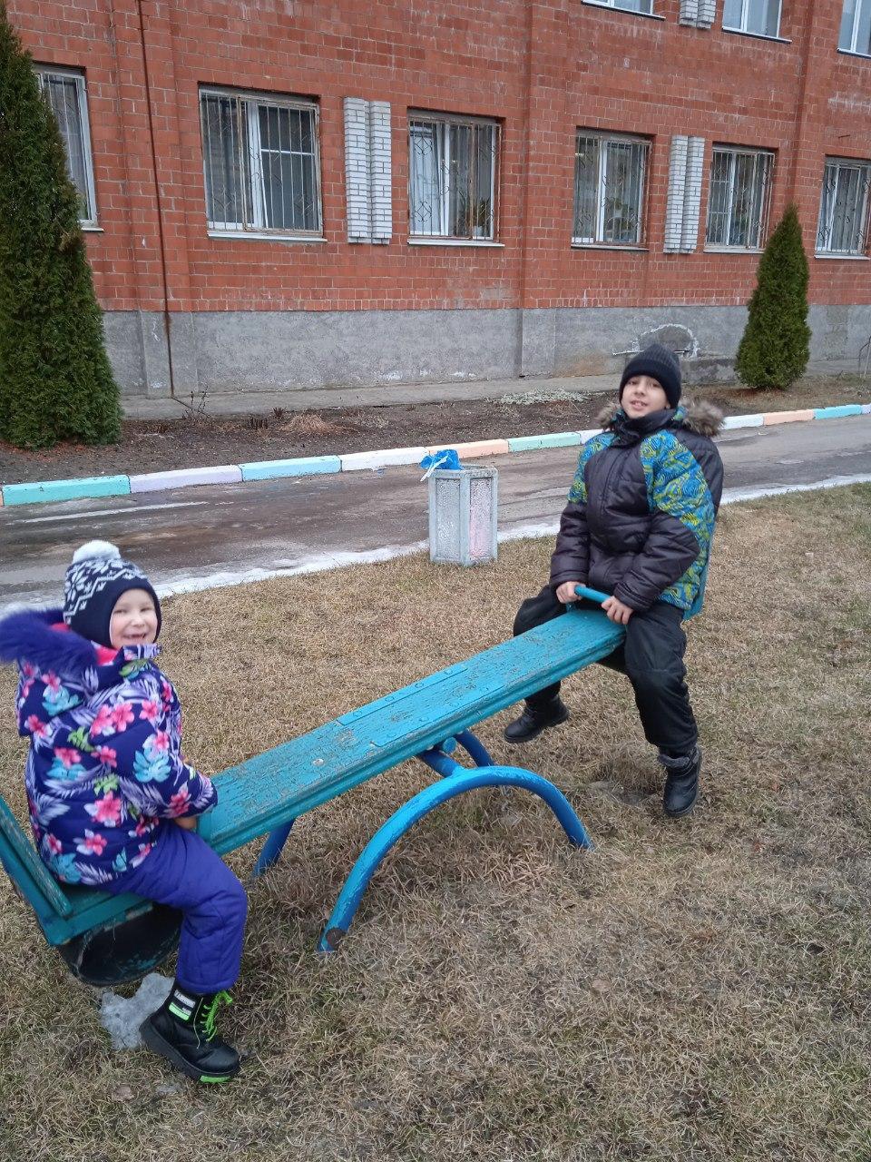 Прогулка под весенними лучами солнца