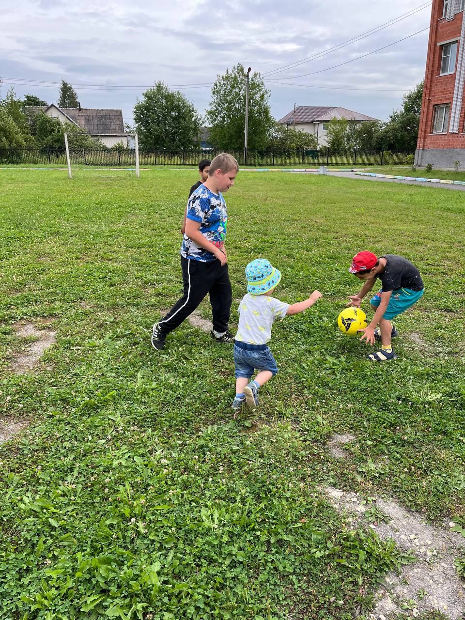 Занимаемся спортом.