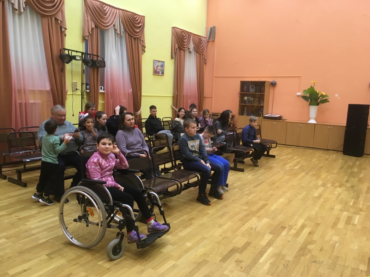 Ансамбль ветеранов Северного Флота «Всегда в строю»
