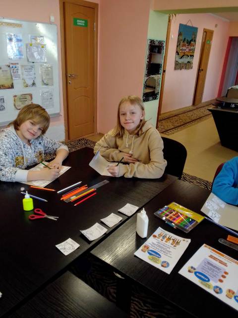 Воспитательские часы по темам: "Витамины", "Семья"