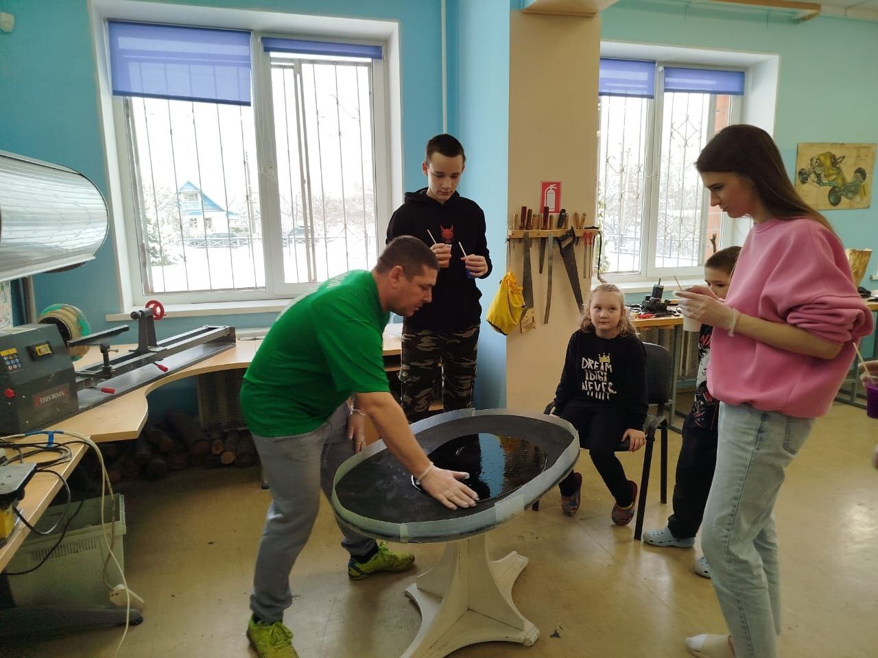 В мастерской Антона Ивановича снова царит атмосфера творческого эксперимента и бурного вдохновения!