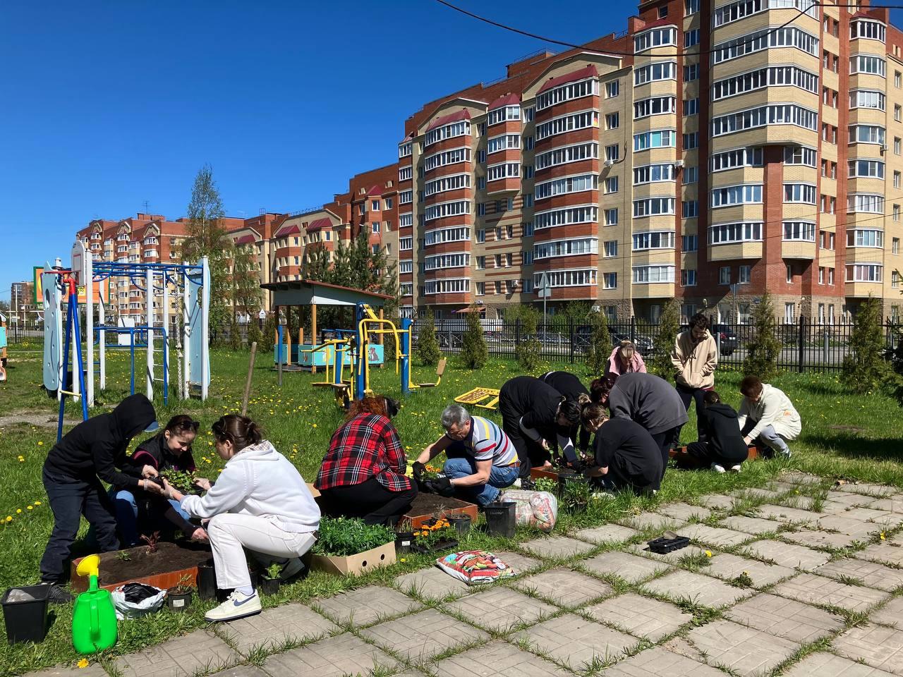 Как же приятно создавать уют, заботиться и украшать свой дом.