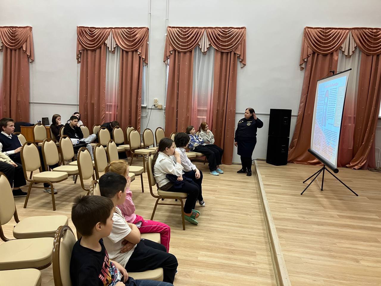 Знакомство с героической профессией: урок пожарной безопасности