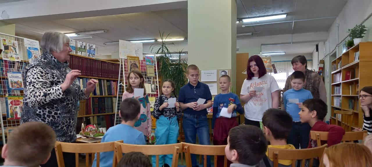 Младшие ребята побывали в Никольской городской библиотеке.