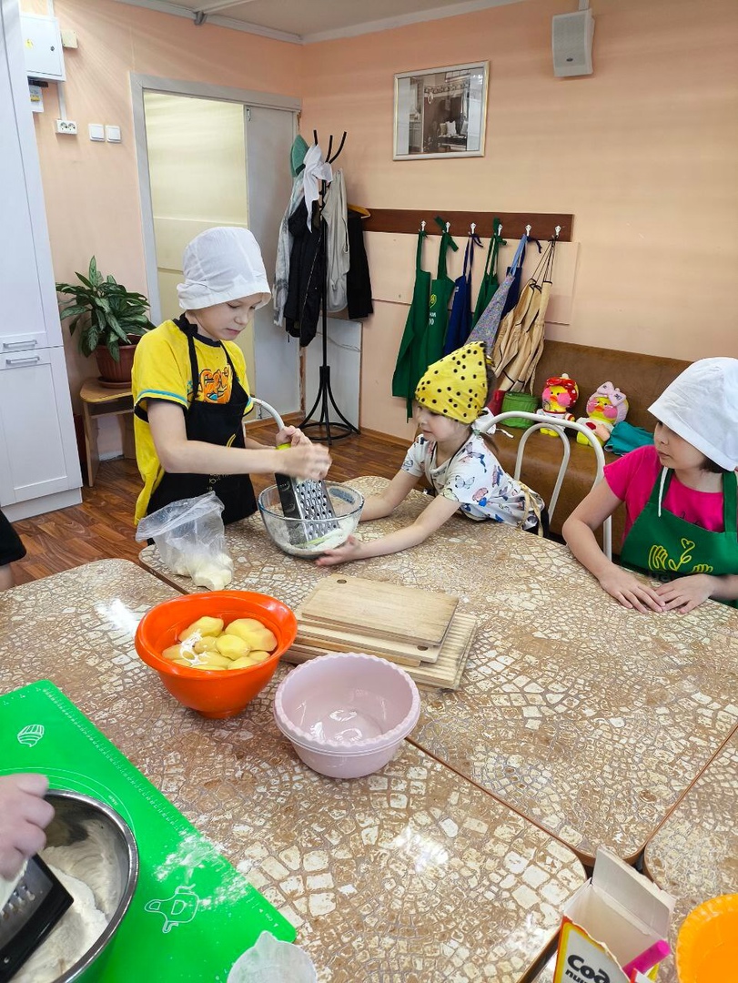 В Никольском ресурсном центре на занятиях по кулинарии царила атмосфера настоящего гастрономического праздника!