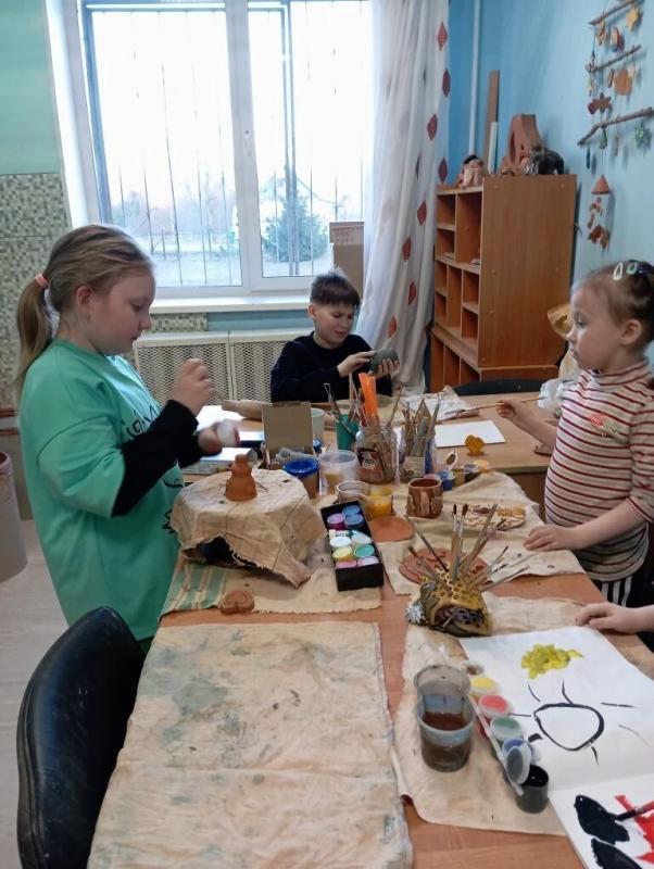 Наши малышарики снова оккупировали Гончарную мастерскую