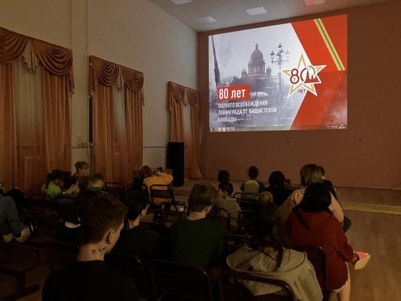 Воспитанники Никольского ресурсного центра приняли активное участие во Всероссийской акции "Блокадный хлеб"
