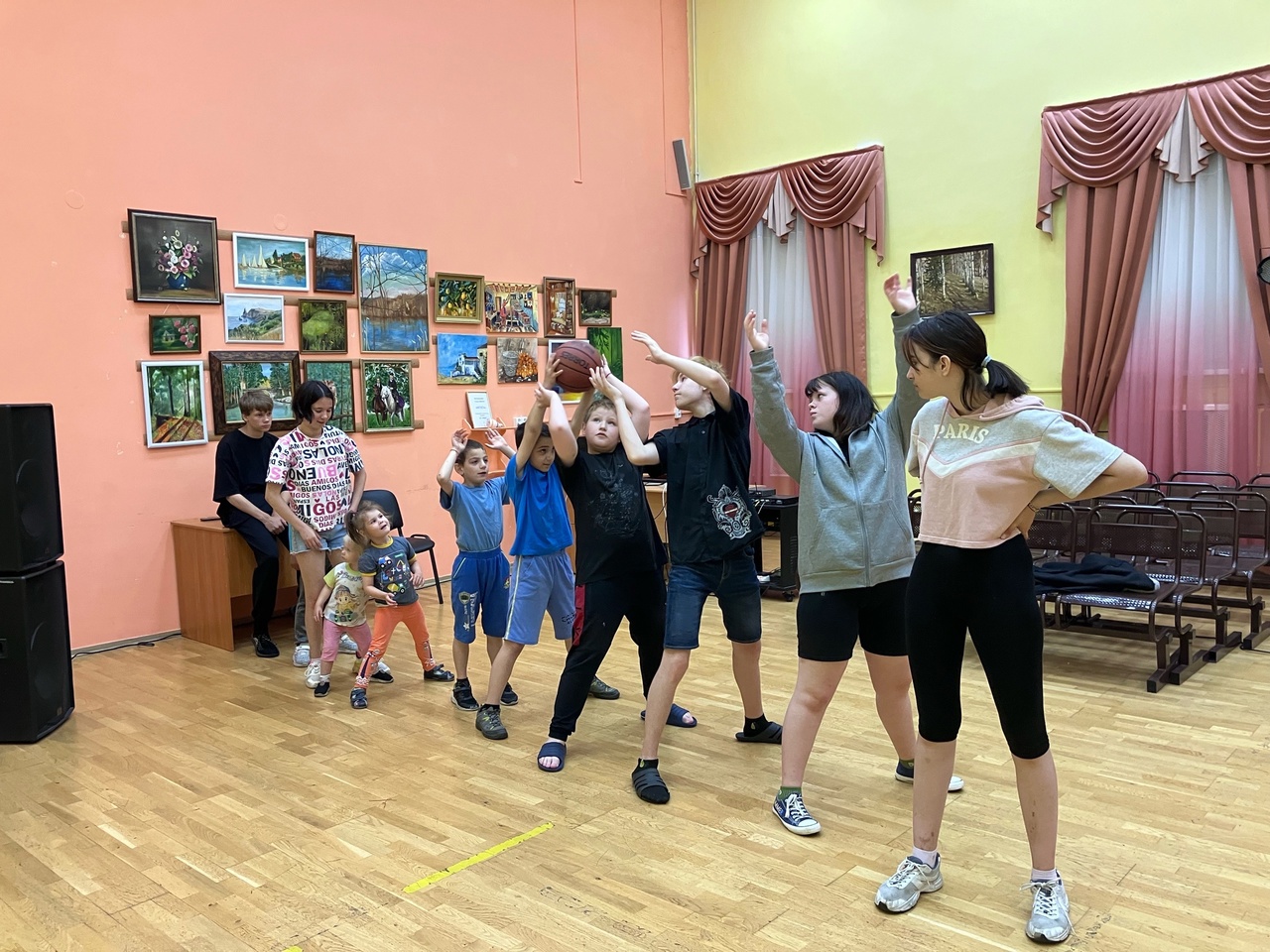 Дождь веселью и спорту не помеха