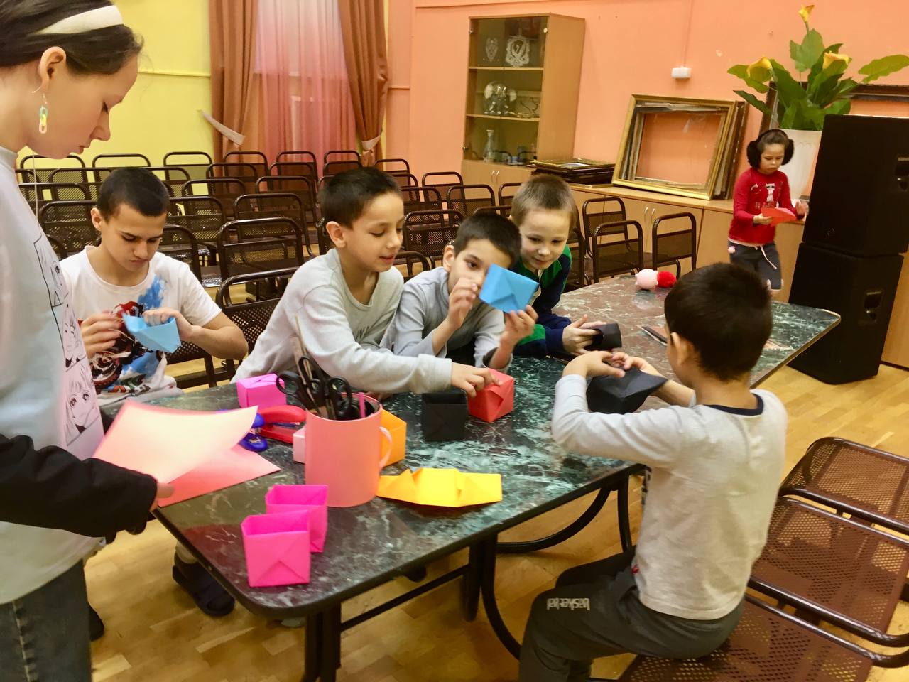 "День коробочек"