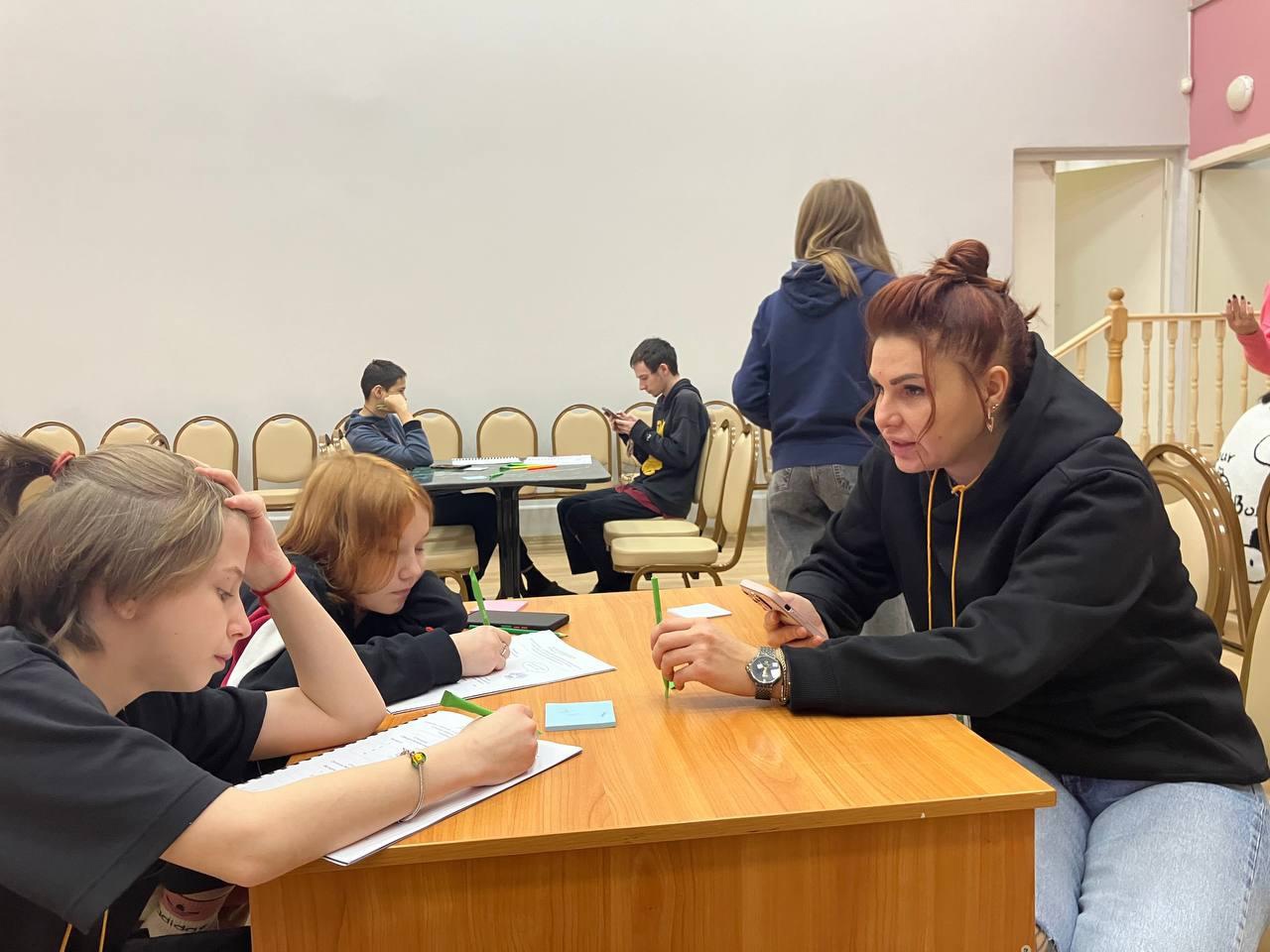 Воспитанники Никольского ресурсного центра продолжают обучение по финансовой грамотности