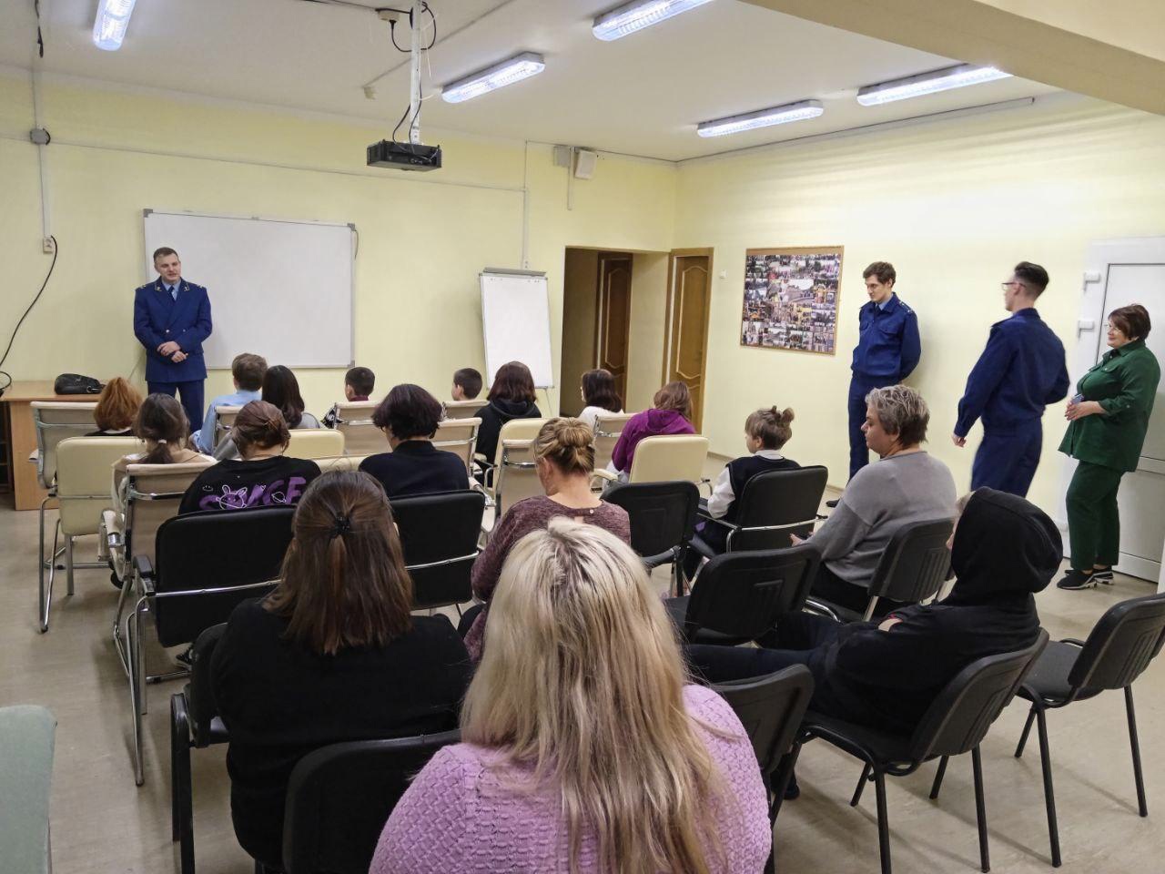 У нас в гостях представители Тосненской городской прокураторы 