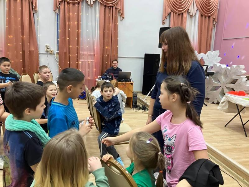 Волшебное рождественское представление в нашем центре.