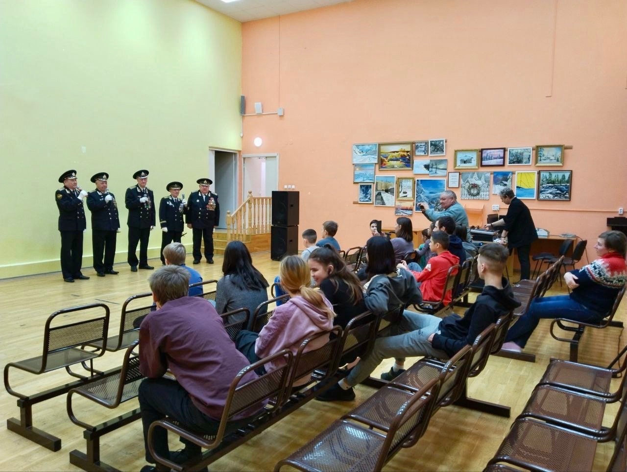 Ансамбль ветеранов Северного Флота «Всегда в строю»