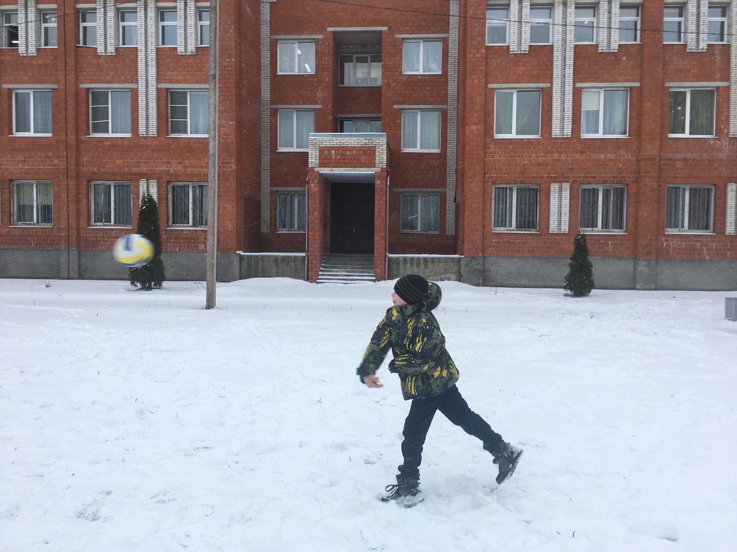 "Зимние вышибалы"