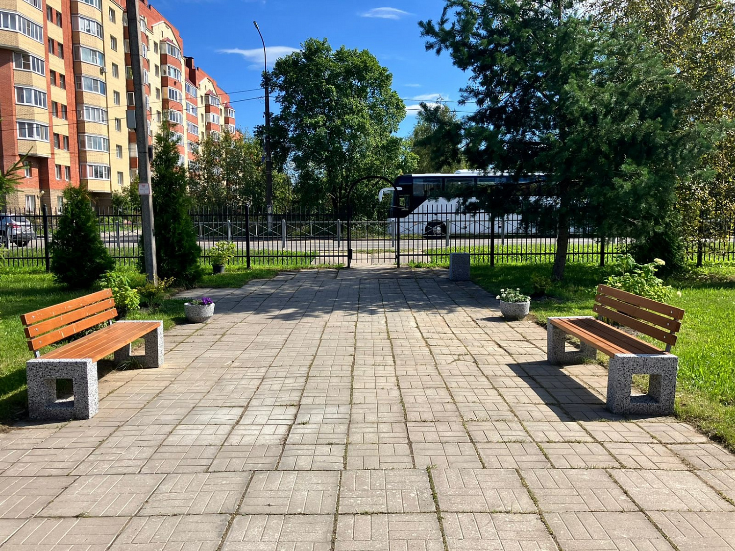 Преобразилась и наполнилась новыми красками территория нашего Никольского ресурсного центра! 
